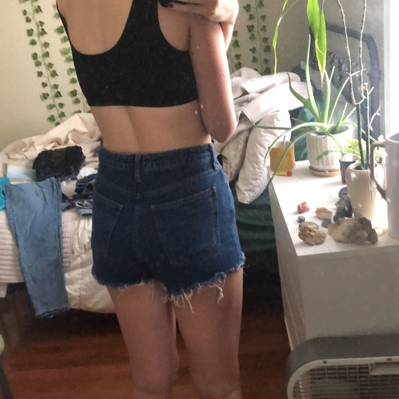 High Rise Dark Wash Forever 21 Frayed Shorts - Picture 4 of 6